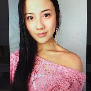 Meet your Posher, Karina